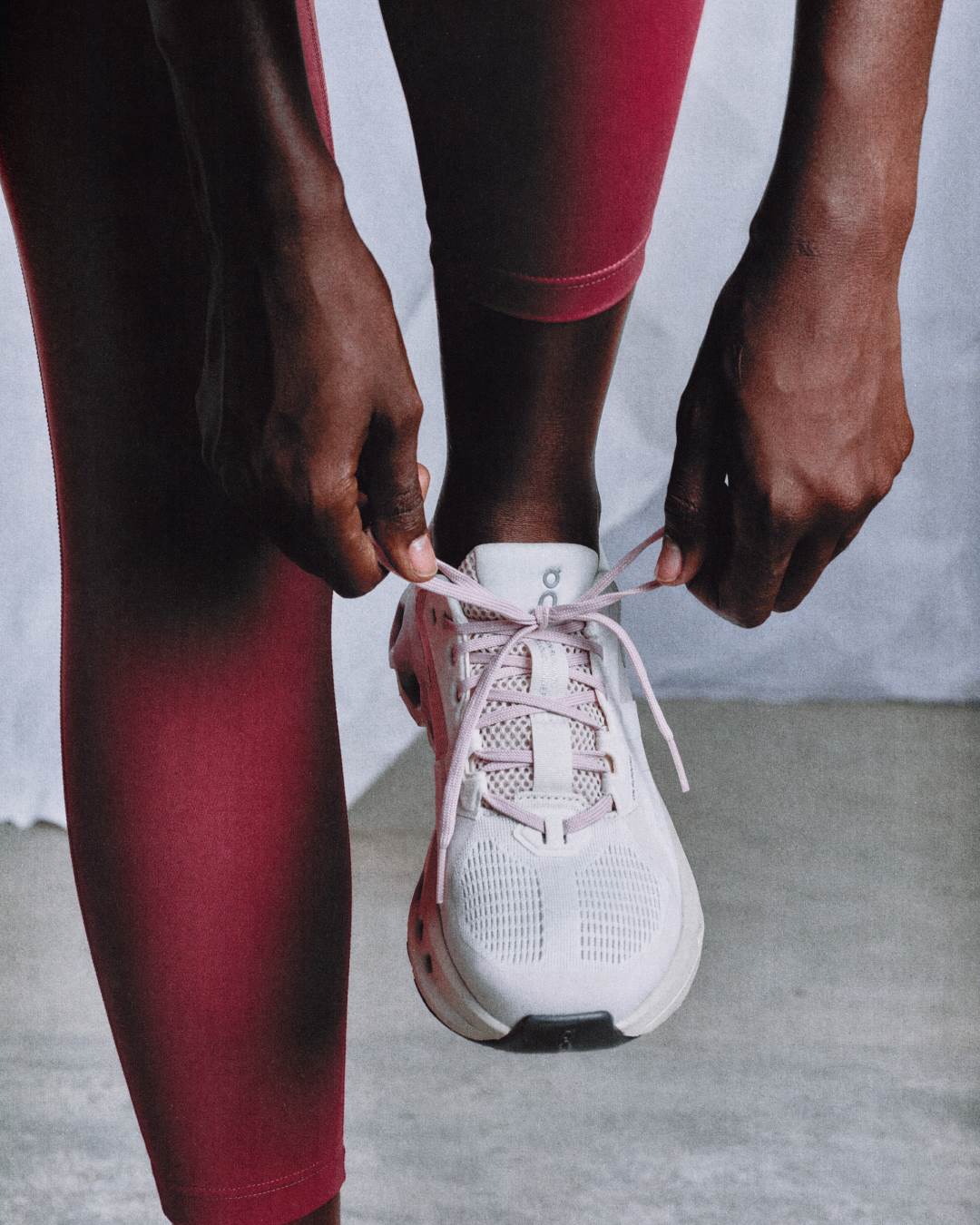 On expands reach with record profit