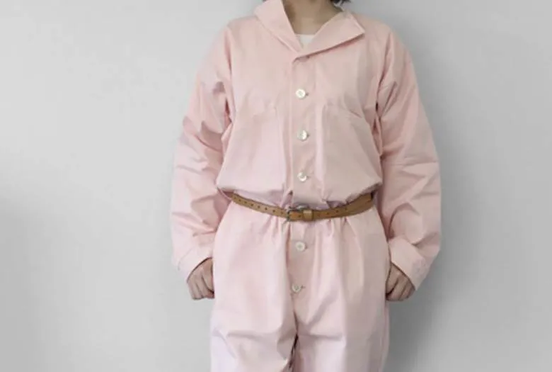Local waste strawberries dye denim in Japan