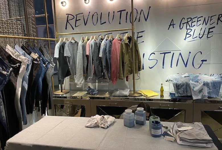 Recycrom headlines live event in Milan