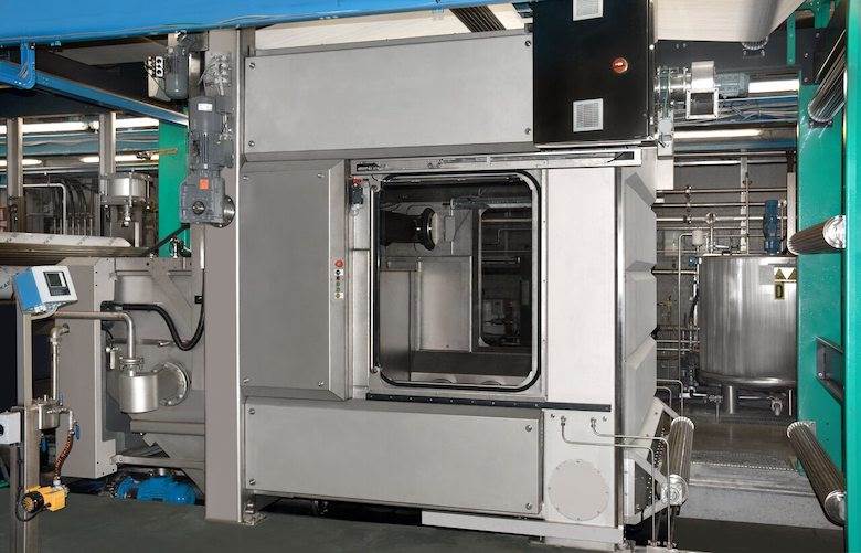 Sales coup for Karl Mayer