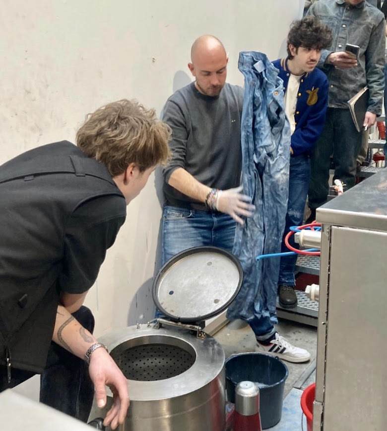 Officina39 hosts Laundry Day for Amsterdam students