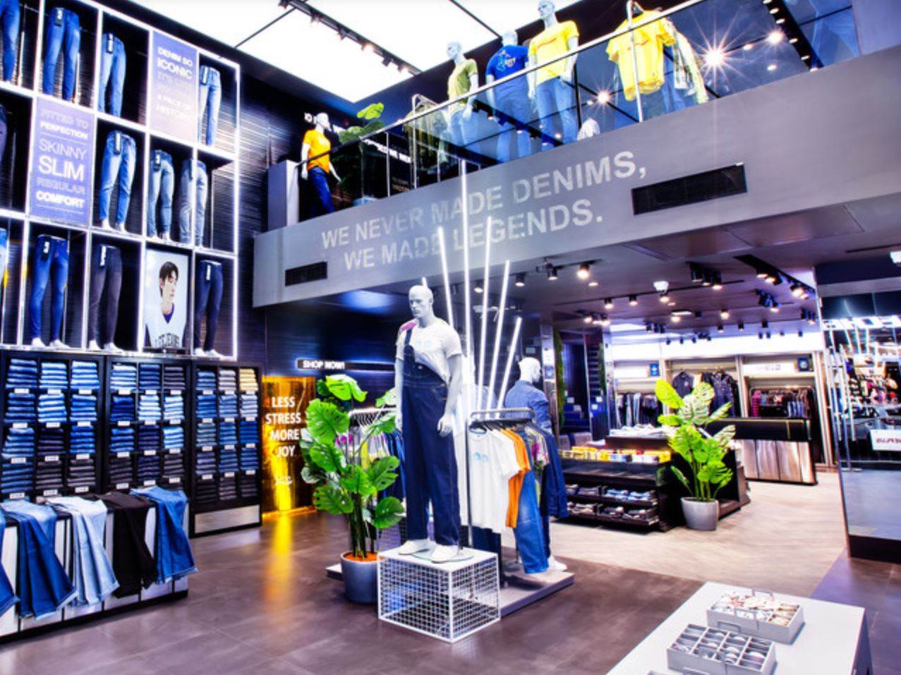 Progress remains stalled at Kontoor Brands