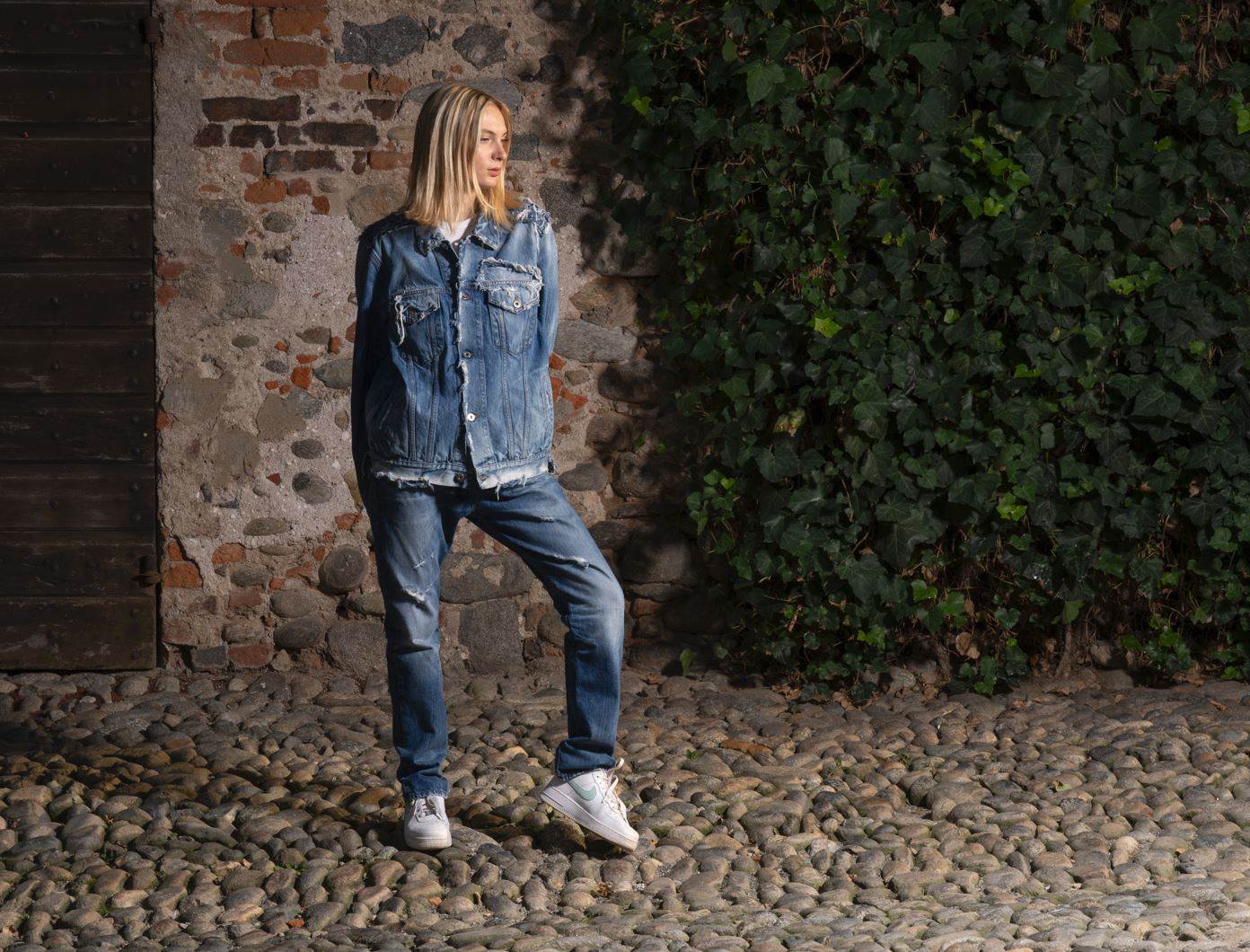 Officina39 sparkles in Asia with metallic finishes, bleaches and dyes