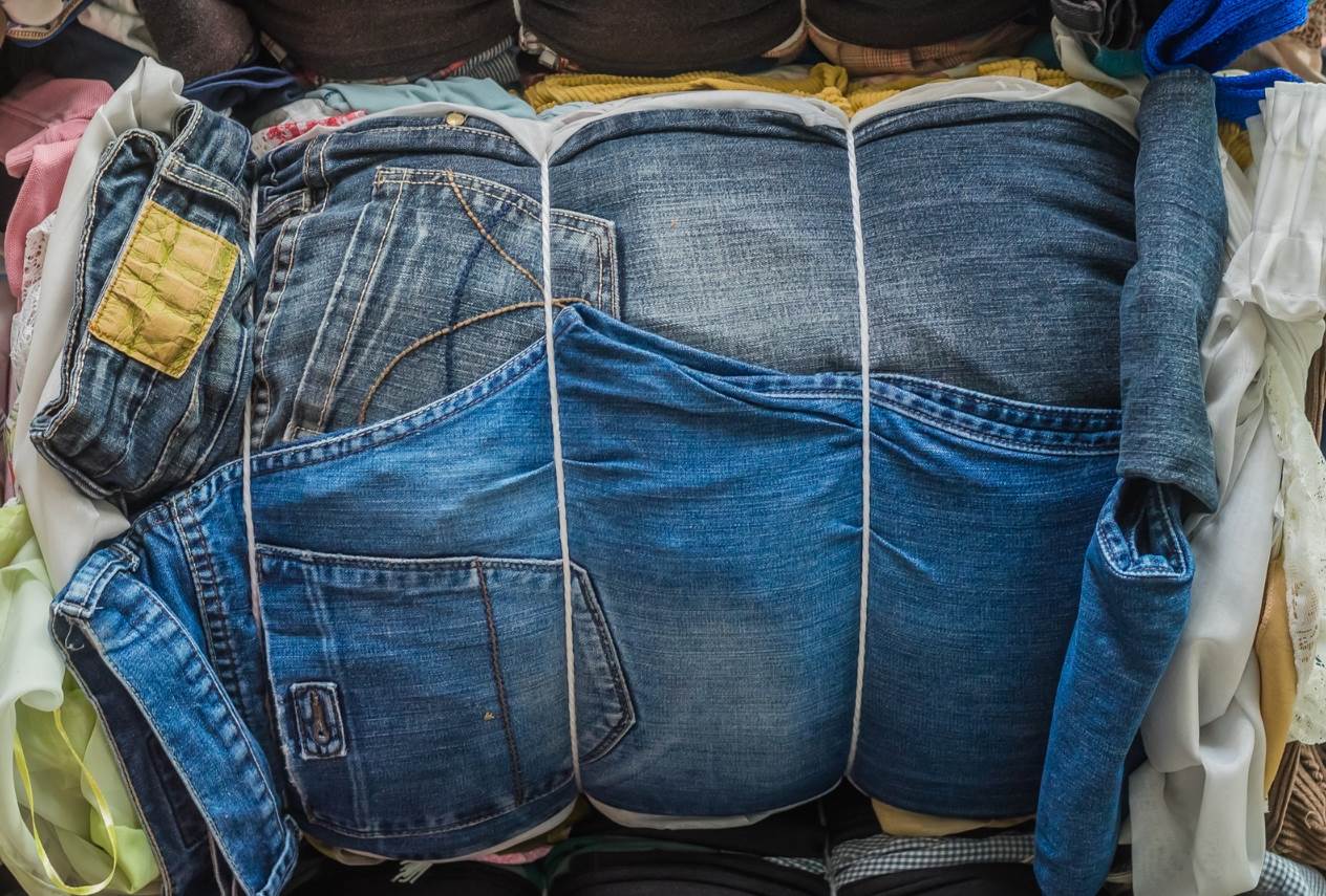 Debrand opens facility in US