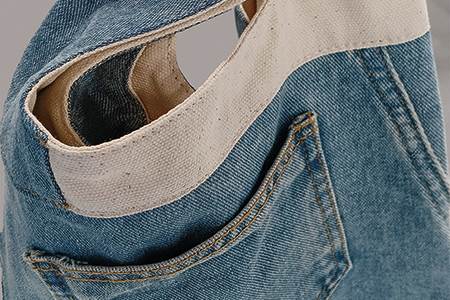 Seoul searching for used jeans                                                                                                                                                                          