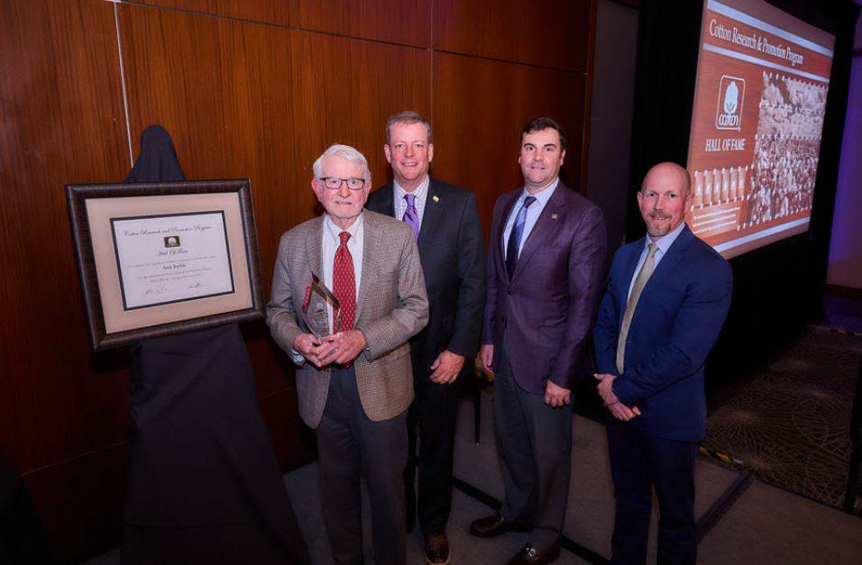 Cotton consultant lauded for ‘transformative contributions’