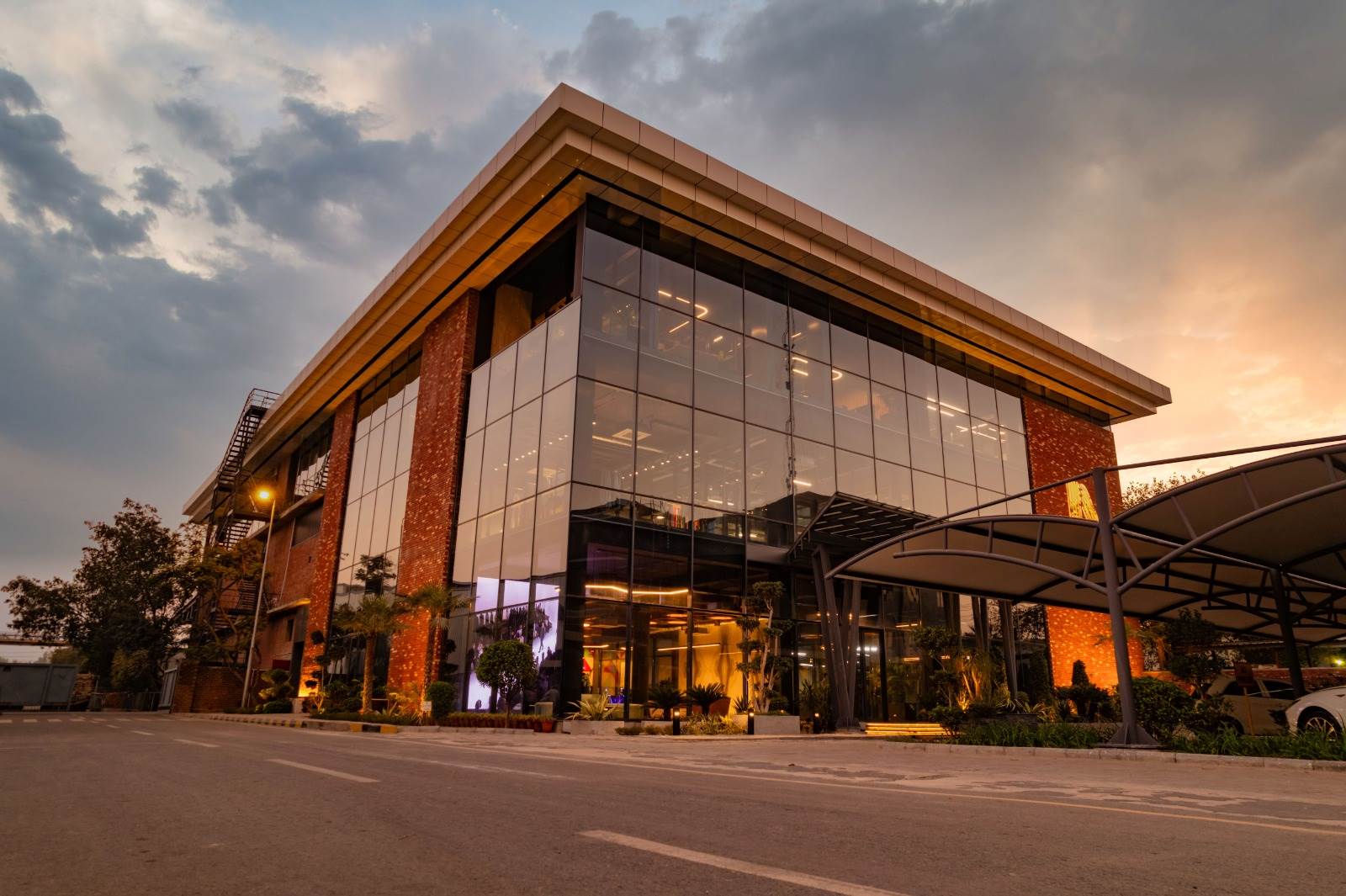 Nishat Mills becomes bluesign partner