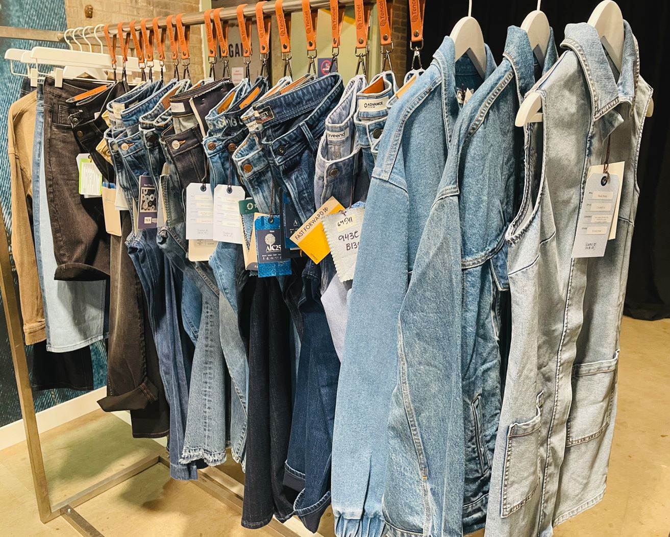 Lenzing presents novel blends, coarser lyocell and circular solutions