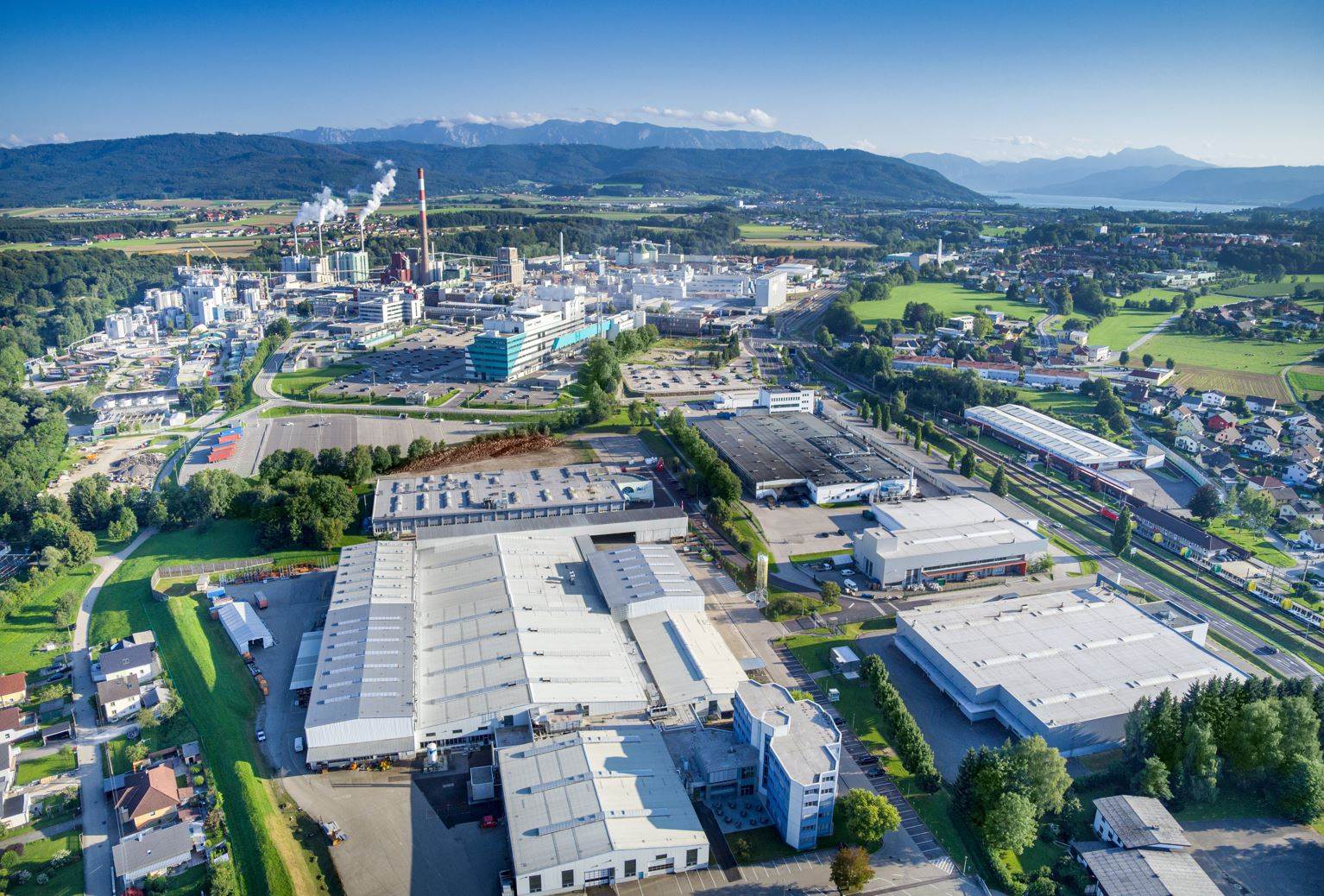 Lenzing begins search for CEO                                                                                                                                                                           